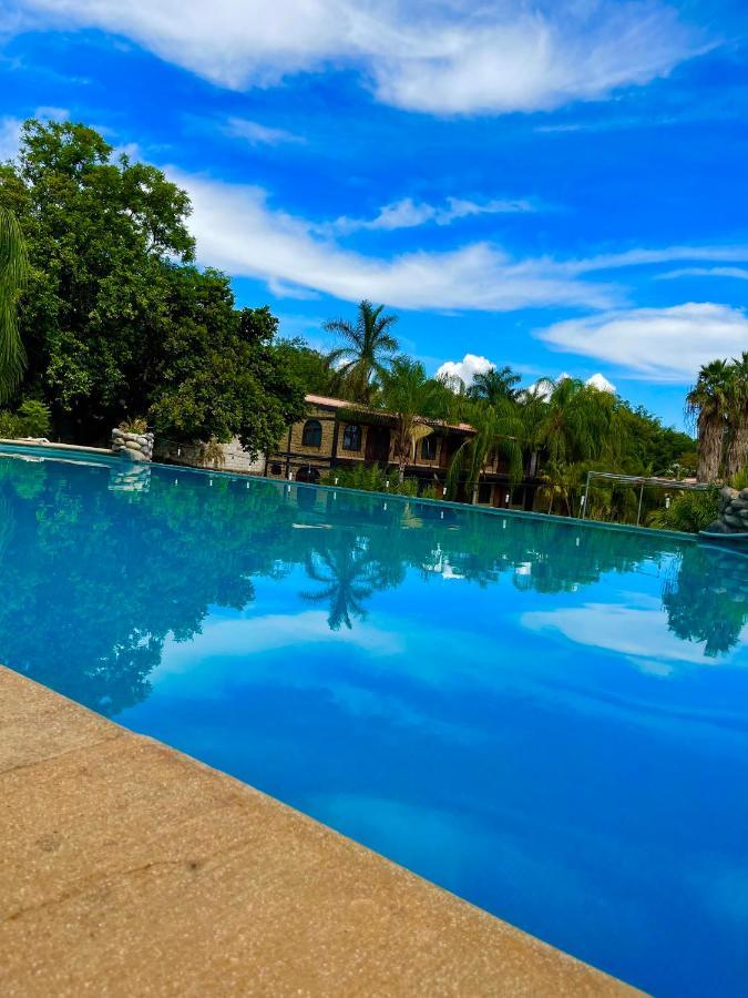 Hotel Posada El Encanto Xochitepec Esterno foto