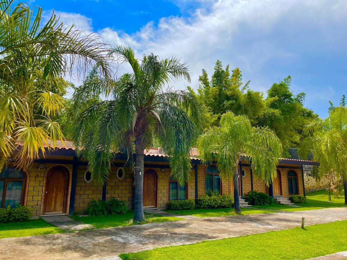Hotel Posada El Encanto Xochitepec Esterno foto
